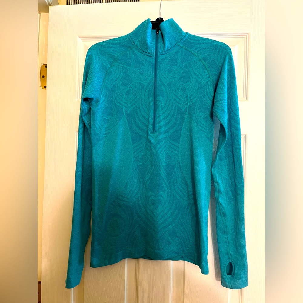 Lululemon 1/2 Zip Long Sleeve Shirt - Picture 1 of 4
